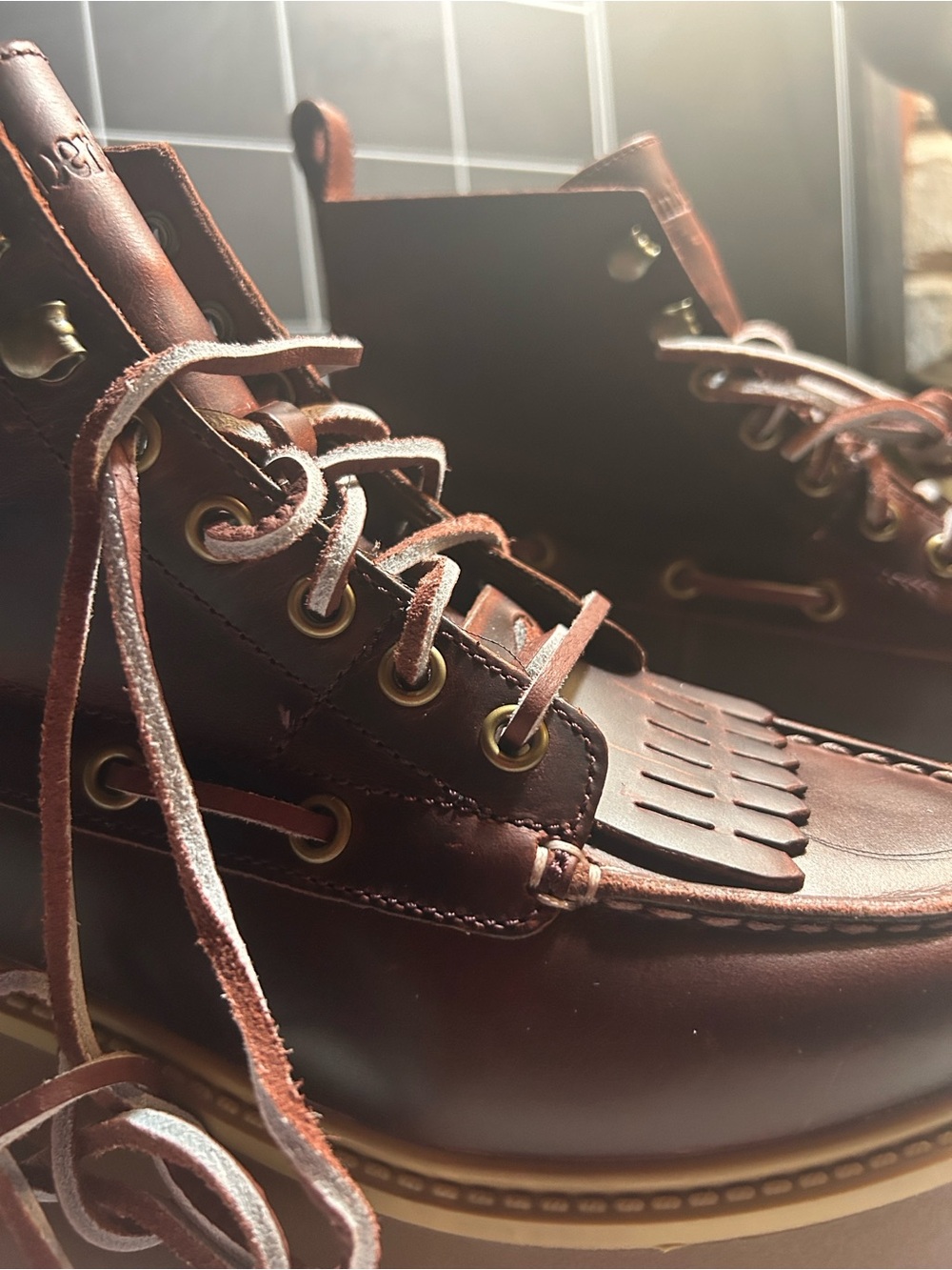 Timberland women’s Brown Leather Lug Sole Moc-Toe Boot - Picture 3 of 15